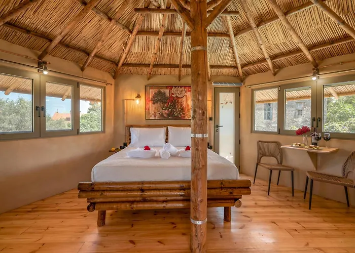 Eco Olive Treehouse 干尼亞