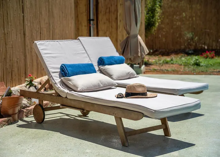 Eco Olive Treehouse خانيا