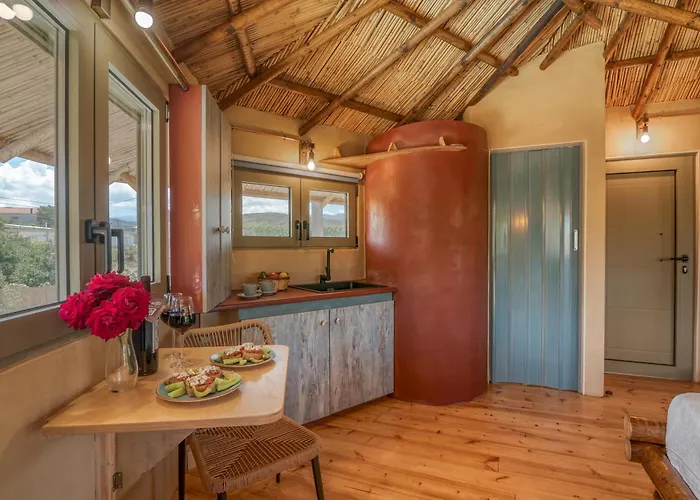 Eco Olive Treehouse خانيا